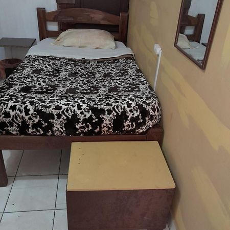 Urbano Hotell Tarija Exteriör bild