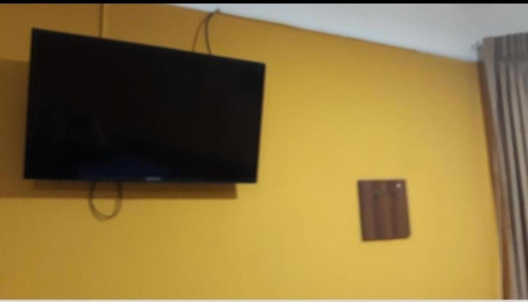 Urbano Hotell Tarija Exteriör bild