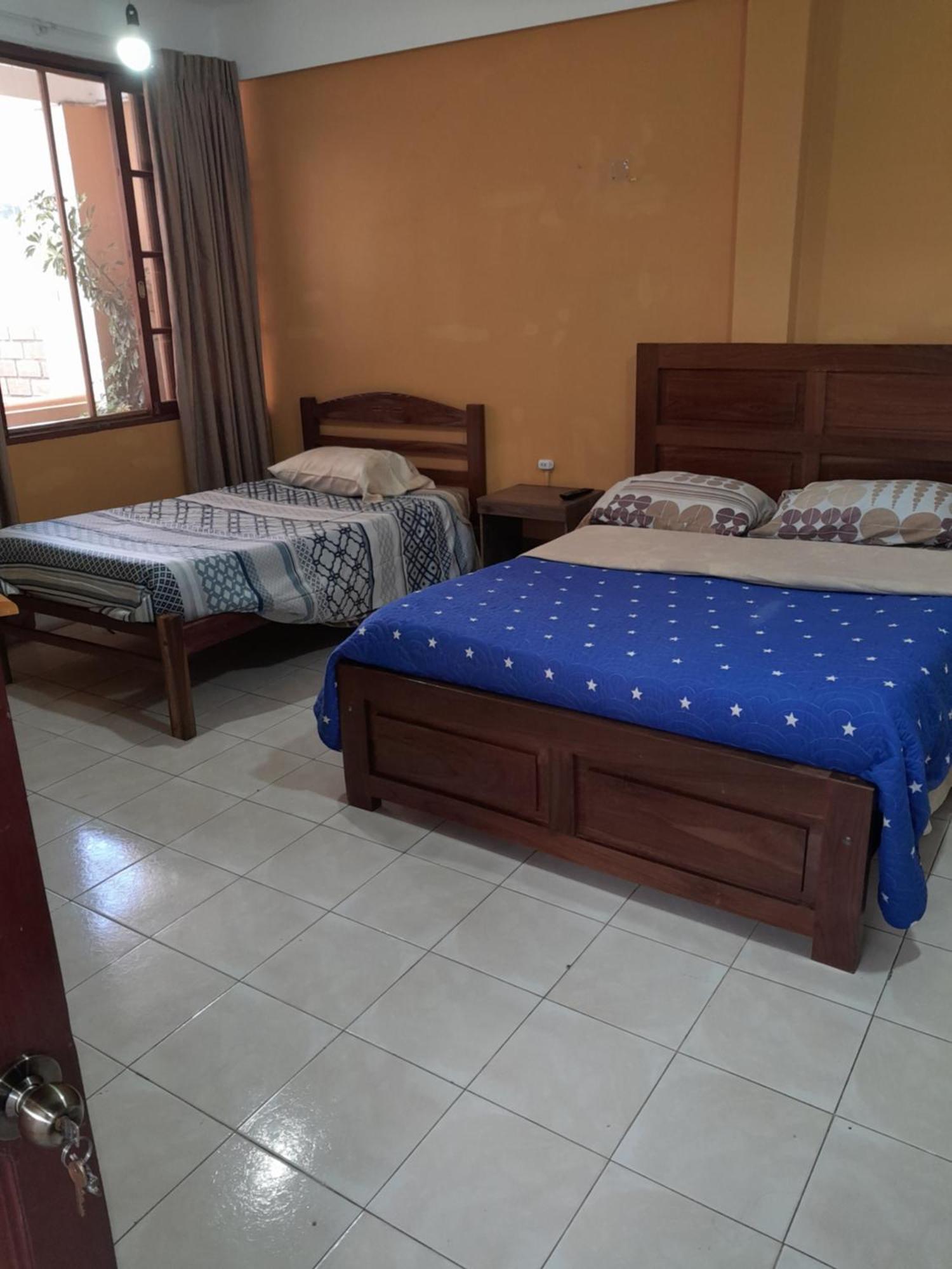 Urbano Hotell Tarija Exteriör bild